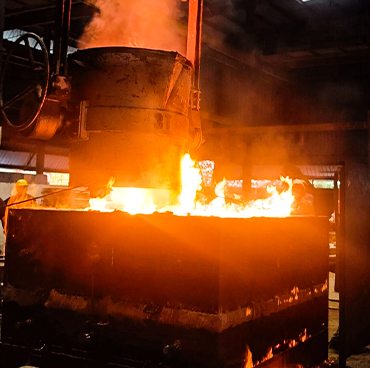 GWASF team of engineers and metallurgists collaborating and working in our foundry facility